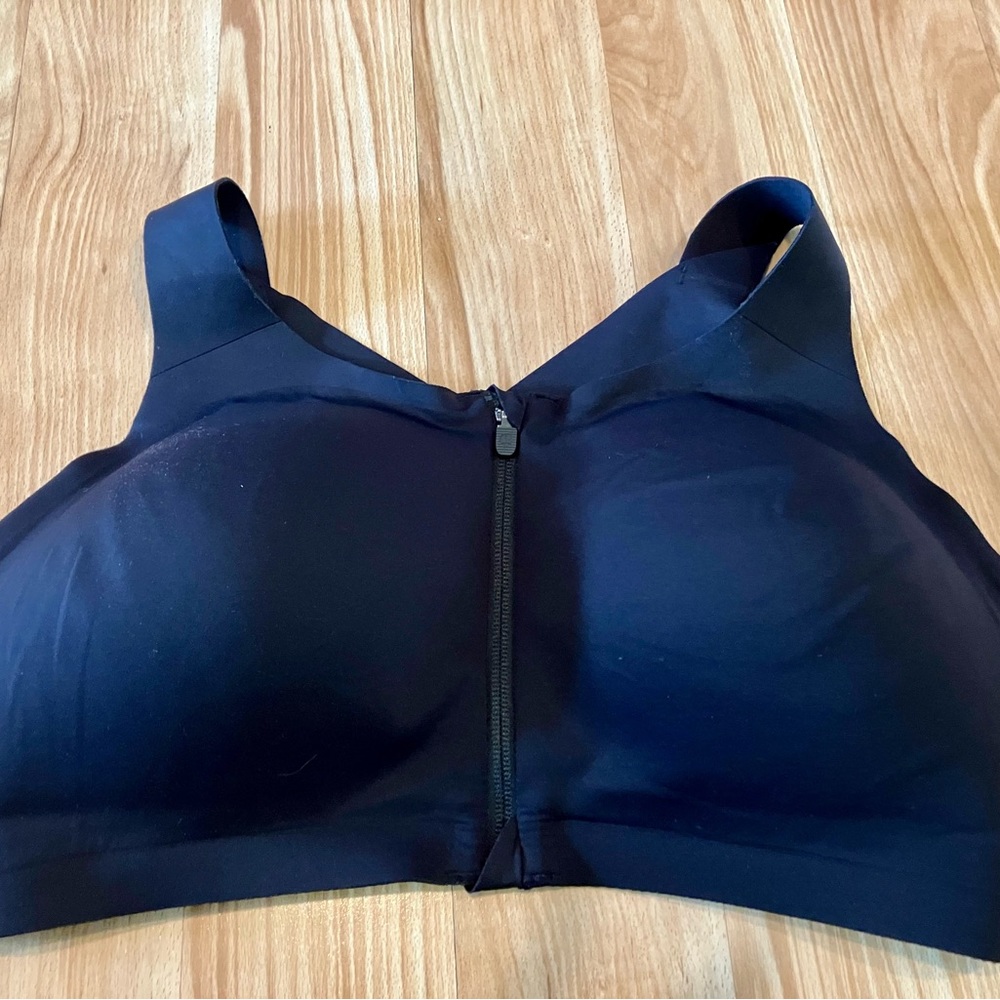 Lululemon Enlite Front-Zip Bra